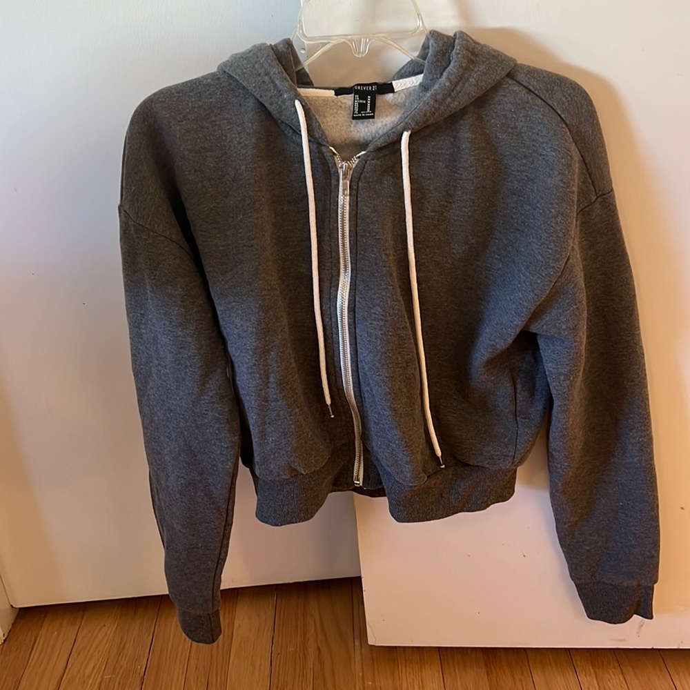 Forever 21 Gray Cropped Hooded Zip Up Sweater